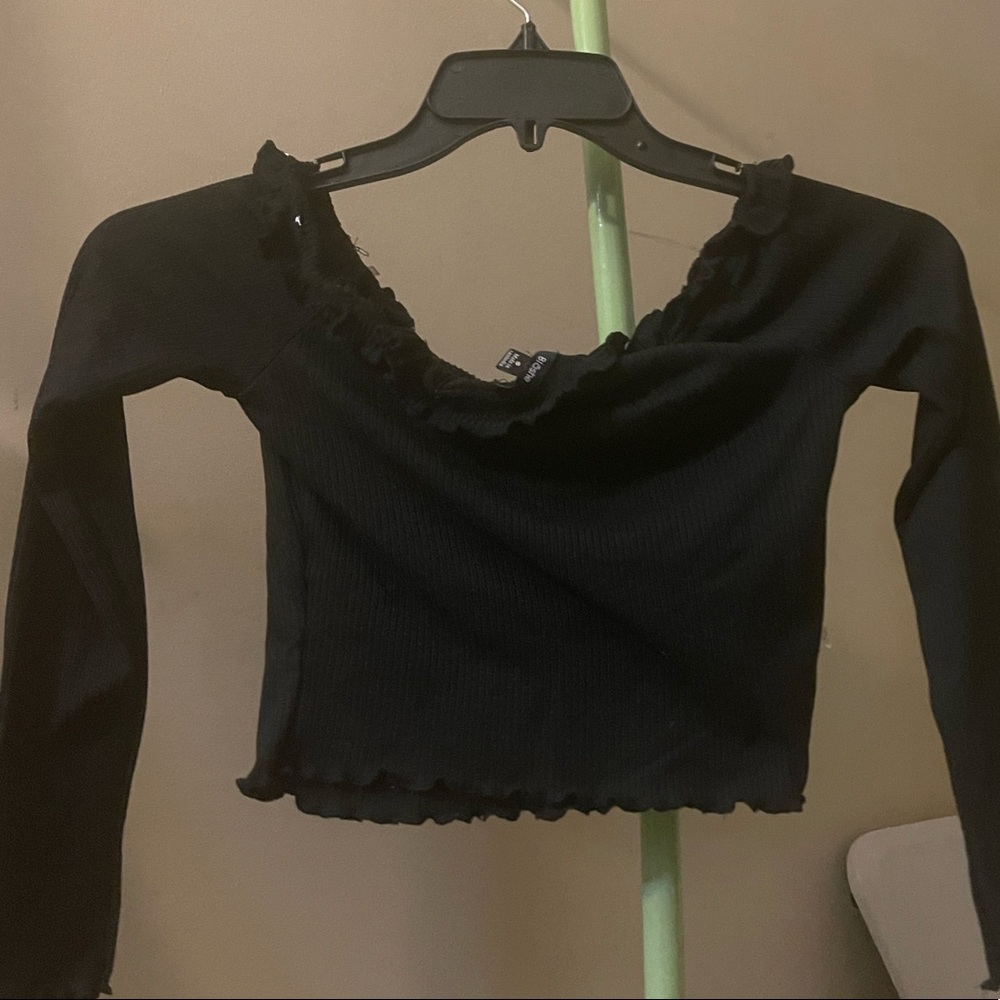 LACE CROP TOP 😍😍 - Picture 6 of 6